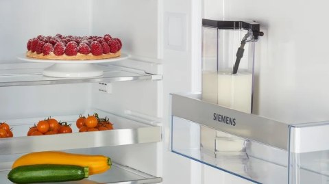 Ekspres ciśnieniowy Siemens TQ513R01 EQ500 (czarny; 15 bar)