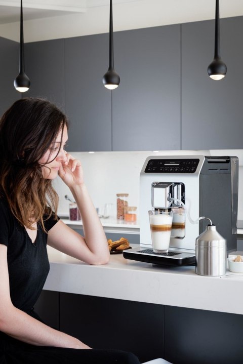 Ekspres ciśnieniowy automatyczny Krups EA8901 (1450W; kolor biały)