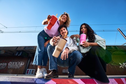 Kubek termiczny ze słomką Kambukka Rio Tumbler 950ml, Almond Dream