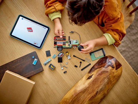 LEGO CITY 60447 Górska ciężarówka terenowa 4x4