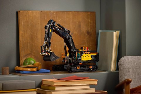 LEGO Technic 42215 Koparka Volvo EC500 Hybrid