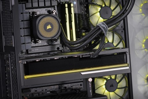 Actina iCUE 9800X3D/32GB/2TB/RX9070XT/850W