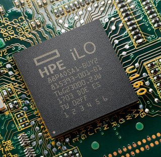 HPE iLO Advanced 1-server License with 3yr Support on iLO Licensed Features BD505A