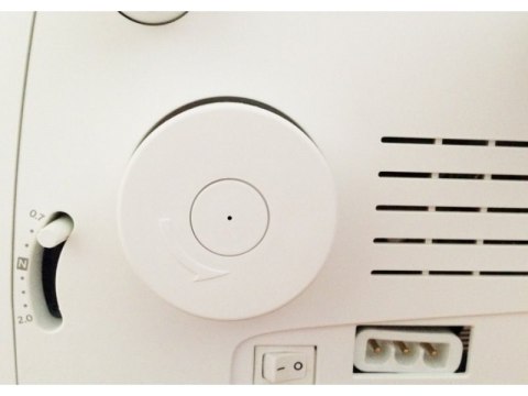 Maszyna do szycia Overlock Husqvarna Huskylock S15 (WYPRZEDAŻ)