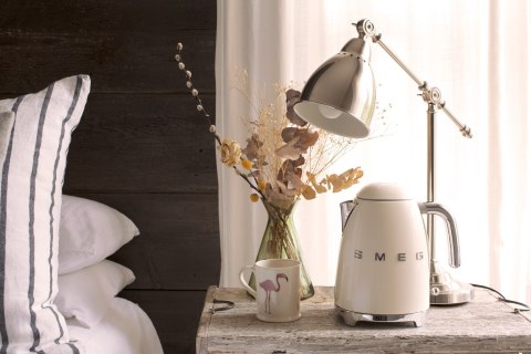 Czajnik elektryczny SMEG KLF03CREU kremowy (WYPRZEDAŻ)