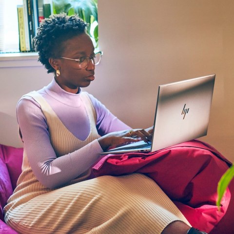 HP ZBook Firefly 14 G11 Ultra 7 165U 14.0"WUXGA IPS 800nits HP Sure View AG 32GB DDR5 5600 SSD1TB Arc Cam 5 MPx 56Wh W11Pro 3Y O