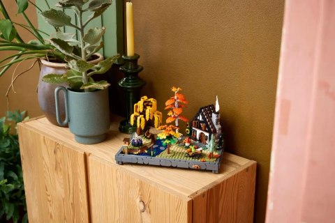 11372 - LEGO Icons - Jesienny ogród z chatką