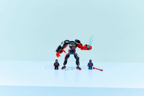76337 - LEGO Super Heroes - Miles Morales kontra Spider-Man 2099