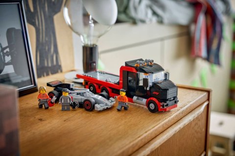 60493 - LEGO City - Ciężarówka F1® z bolidem Audi F1®
