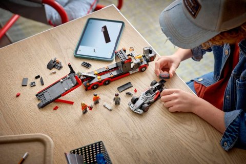 60493 - LEGO City - Ciężarówka F1® z bolidem Audi F1®