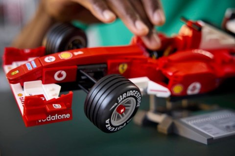 11375 - LEGO Icons - Ferrari F2004 i Michael Schumacher