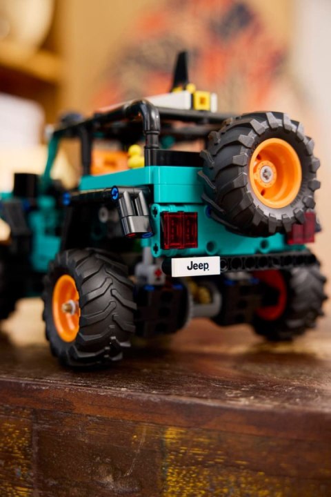 42227 - LEGO Technic - SUV Jeep® Wrangler Rubicon